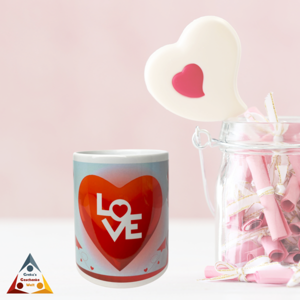 Tasse "LOVE" mit Herzchen 3D Optik